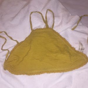 FREE PEOPLE HONEY MUSTARD CROP TOP!!